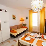 Apartments Vrbnik Apartman