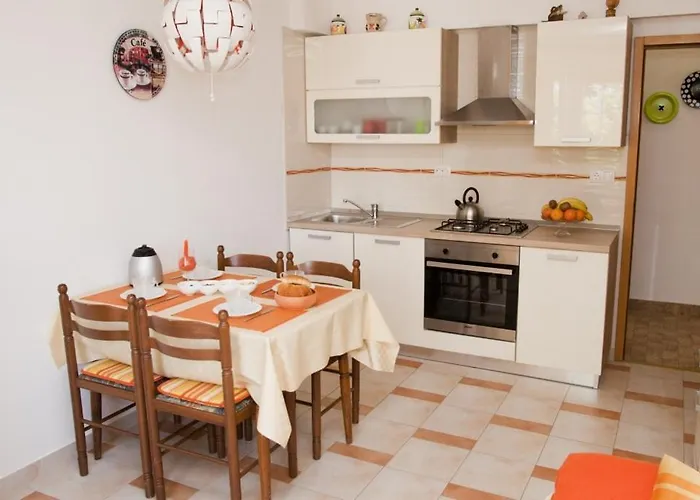 Apartments Vrbnik 公寓 *