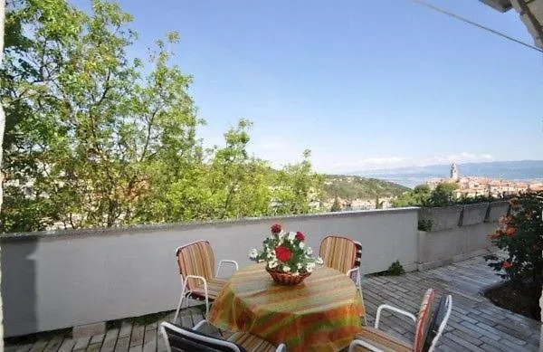 Apartments Vrbnik 公寓 *