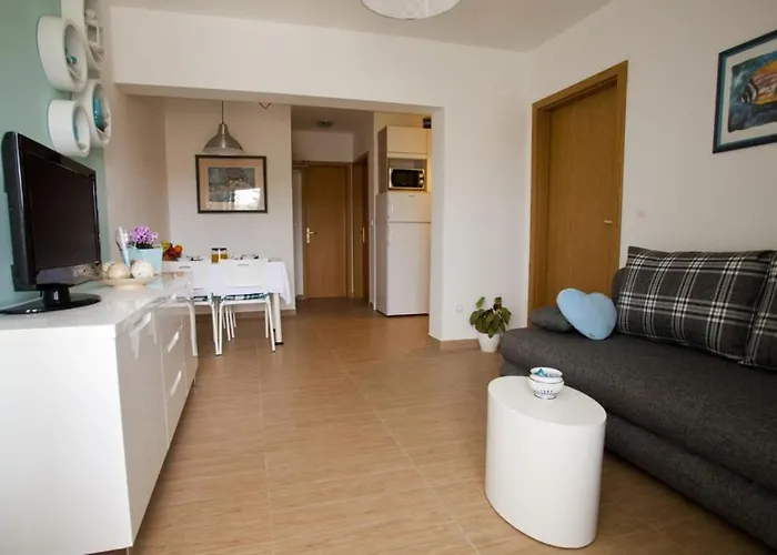 Apartments Vrbnik 公寓